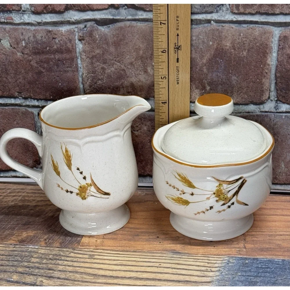 Vintage 1970s Sangostone Autumn Wheat Creamer‎ & Sugar bowl w Lid Set Korea